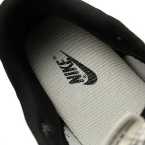 【AT12252】Stussy x ナイキSB ダンクロー スニーカー - ストリートカルチャーとスポーツ美学の融合 | Nike x Stussy