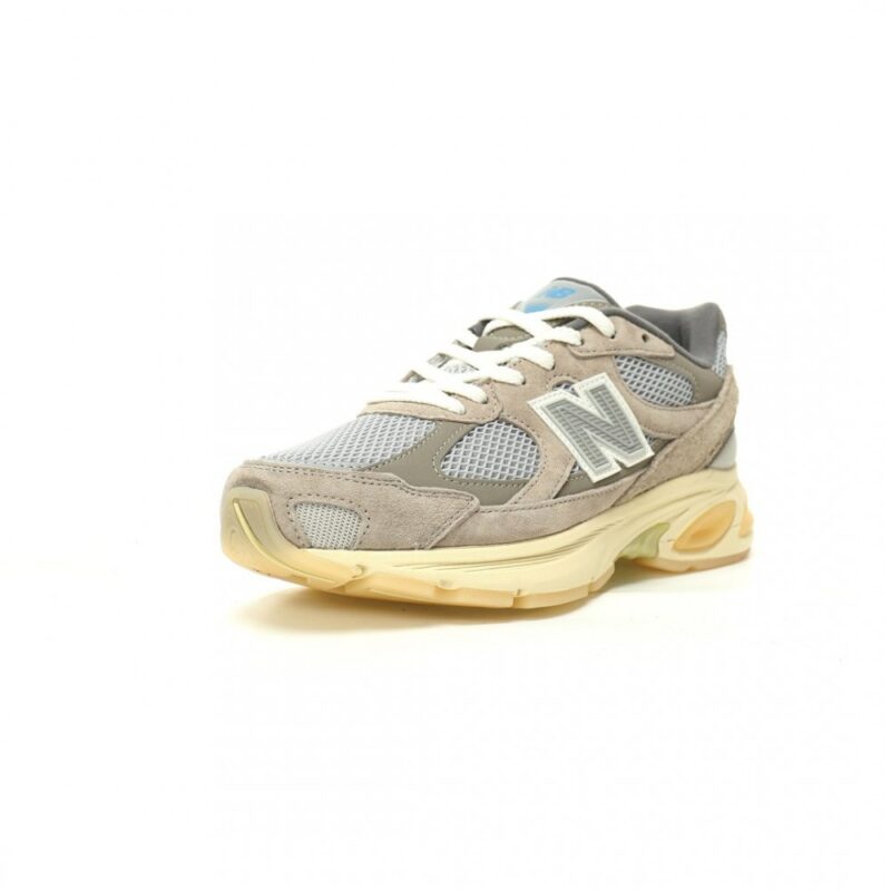 【AT12259】ニューバランス M2010シリーズ レトロランニングシューズ | New Balance