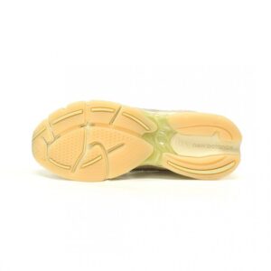 【AT12259】ニューバランス M2010シリーズ レトロランニングシューズ | New Balance