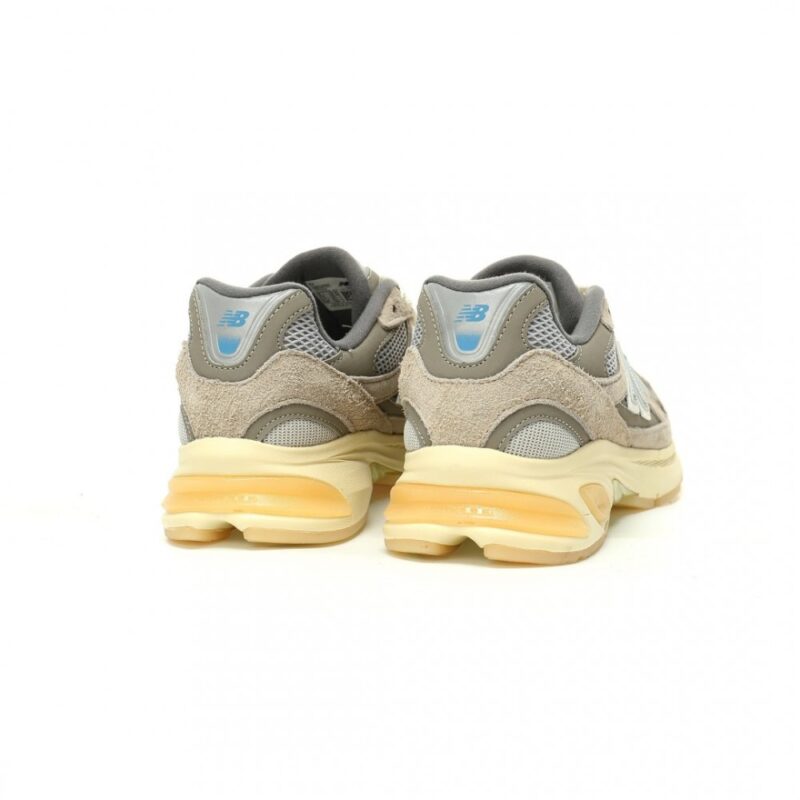 【AT12259】ニューバランス M2010シリーズ レトロランニングシューズ | New Balance