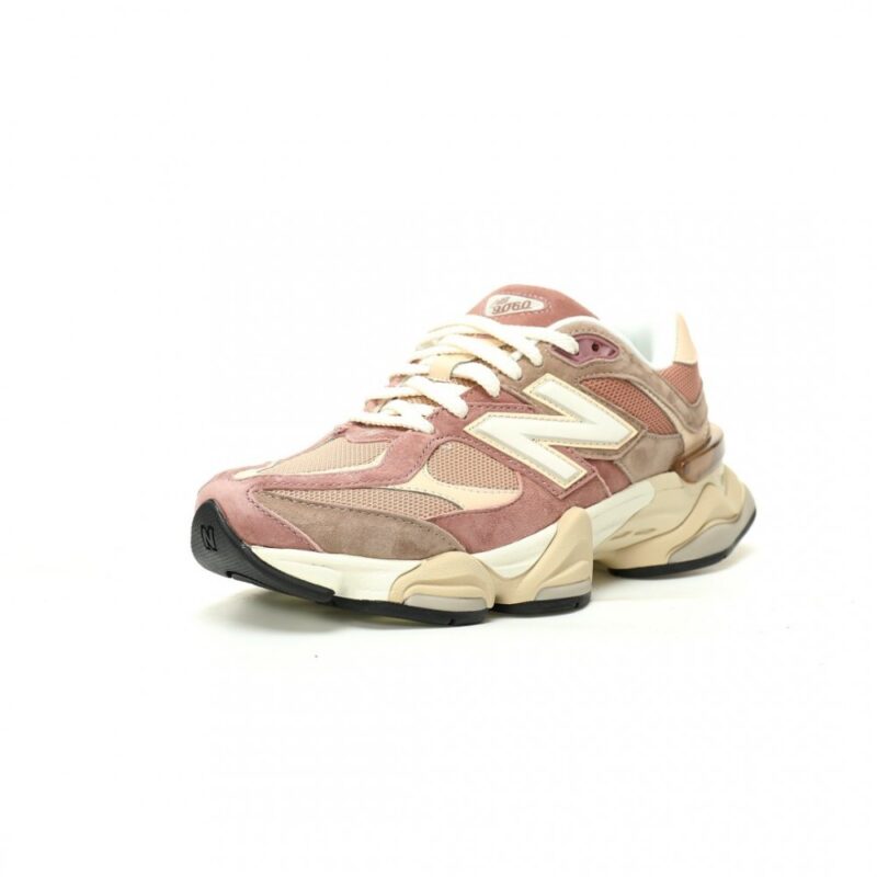 【AT12260】New Balance 9060 'サーモンホワイト' レトロランニングシューズ | New Balance