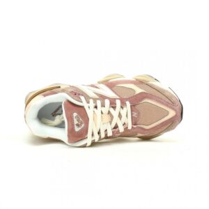【AT12260】New Balance 9060 'サーモンホワイト' レトロランニングシューズ | New Balance