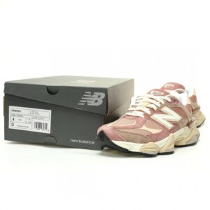 【AT12260】New Balance 9060 'サーモンホワイト' レトロランニングシューズ | New Balance