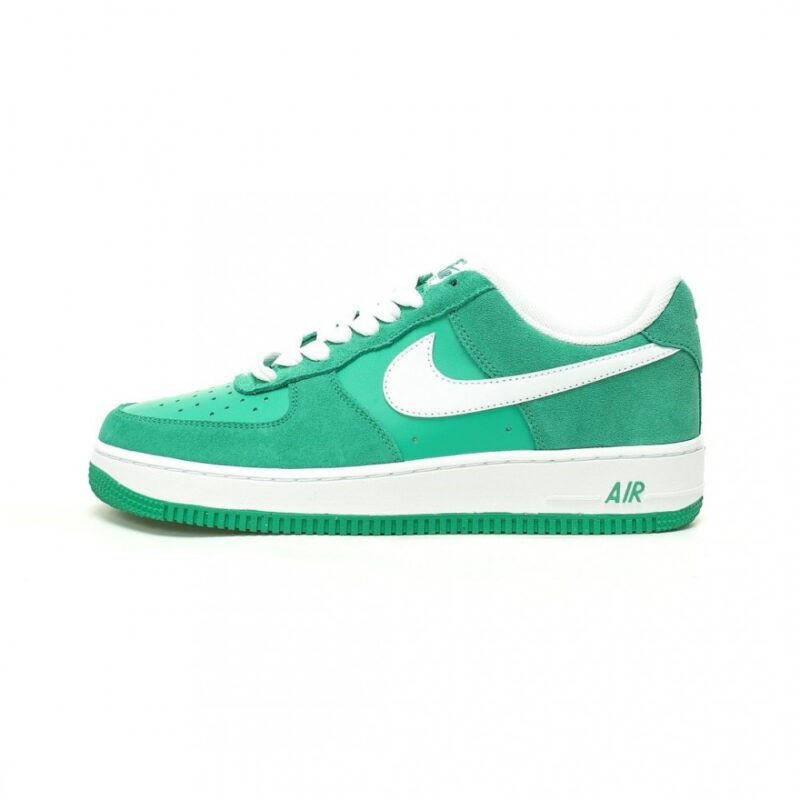 【AT12282】Nike（ナイキ）Air Force 1 '07 Low Stadium Green - クラシックなローカットサミットグリーン | AF1