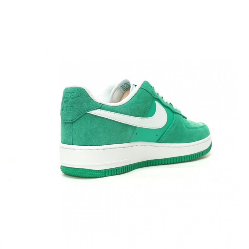 【AT12282】Nike（ナイキ）Air Force 1 '07 Low Stadium Green - クラシックなローカットサミットグリーン | AF1