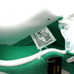 【AT12282】Nike（ナイキ）Air Force 1 '07 Low Stadium Green - クラシックなローカットサミットグリーン | AF1