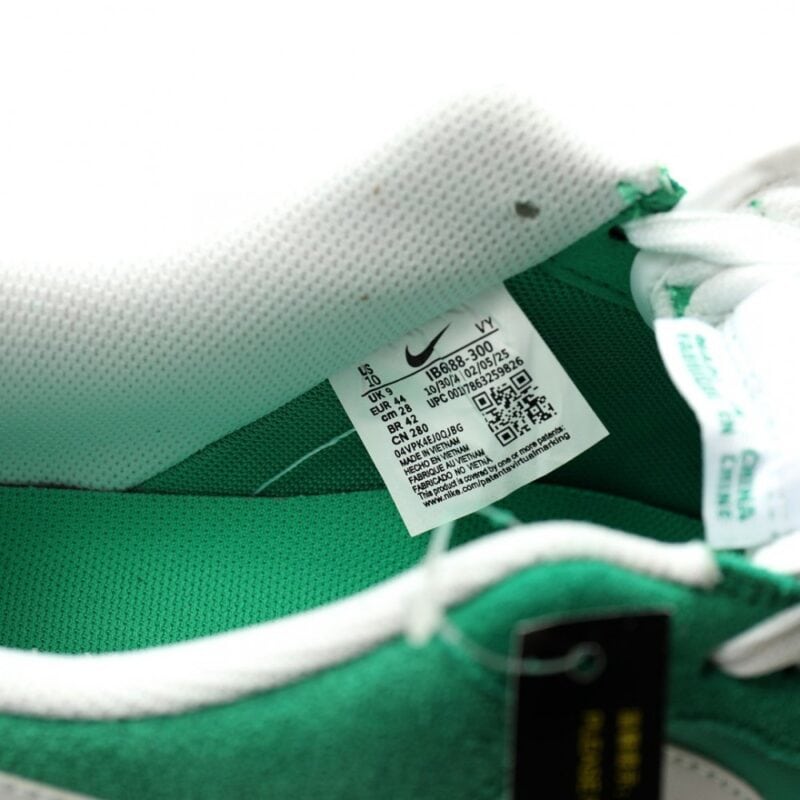 【AT12282】Nike（ナイキ）Air Force 1 '07 Low Stadium Green - クラシックなローカットサミットグリーン | AF1