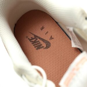 【AT12283】ナイキ Nike Air Force 1 ソールエアクッションシステム ローカットスニーカー | Air Force 1