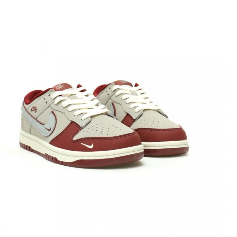 【AT12289】Gucci x Nike SB Dunk Low コラボ スニーカー 高級レザーと快適なサポート | Gucci x Nike