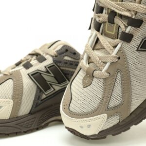 【AT12310】New Balance ニューバランス M1906Rレトロランニングシューズ｜都会的なダッドシューズデザイン｜革新的な機能性とファッション性 | New Balance