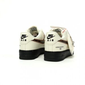 【AT12322】ルイ・ヴィトン x ナイキ エアフォース1 07 LV8 Low スニーカー | LV x Nike