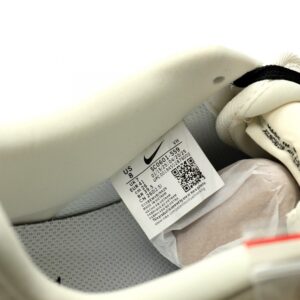 【AT12322】ルイ・ヴィトン x ナイキ エアフォース1 07 LV8 Low スニーカー | LV x Nike