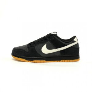 【AT12323】ナイキSB ダンク ロー ブラックグレースウェード スケートシューズ | Nike x Dunk