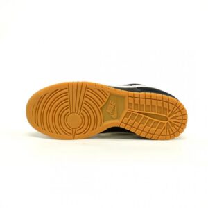 【AT12323】ナイキSB ダンク ロー ブラックグレースウェード スケートシューズ | Nike x Dunk