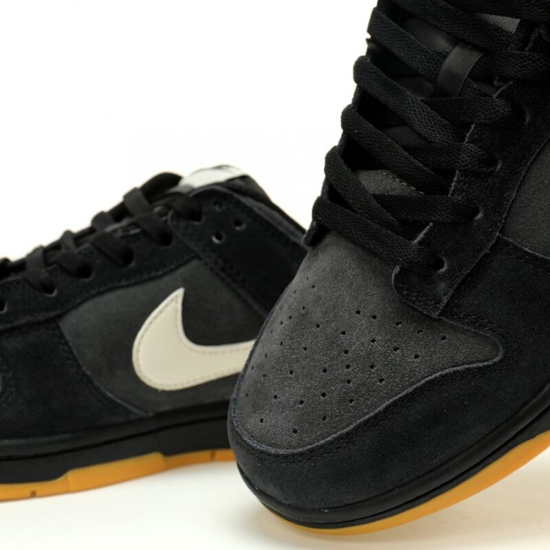 【AT12323】ナイキSB ダンク ロー ブラックグレースウェード スケートシューズ | Nike x Dunk