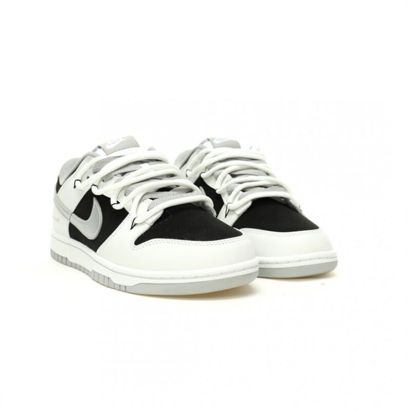 【AT12346】ナイキSBダンクロー パイソン柄スニーカー ホワイトブラックシルバー | Nike Dunk