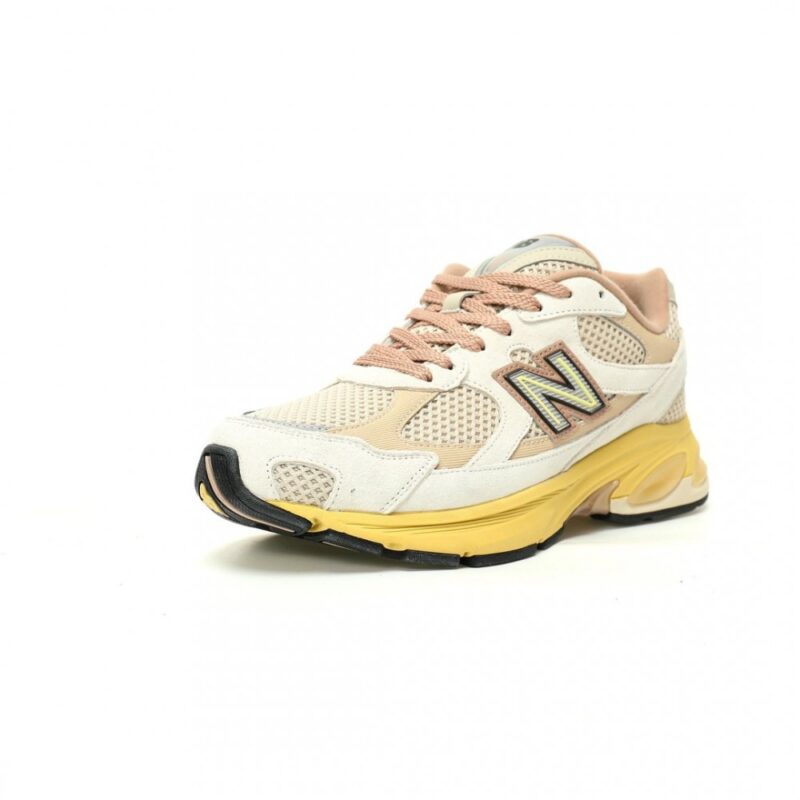 【AT12372】ニューバランスM2010シリーズ ロープロファイルスポーツシューズ | New Balance