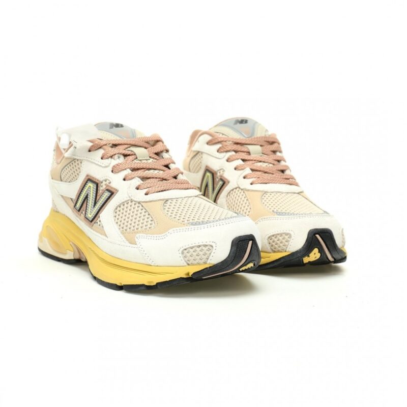 【AT12372】ニューバランスM2010シリーズ ロープロファイルスポーツシューズ | New Balance