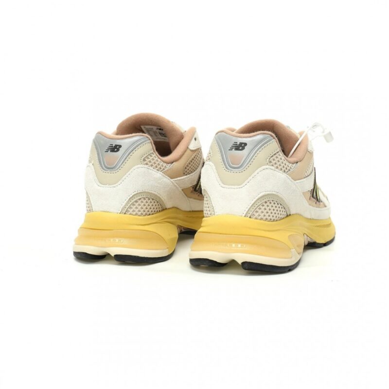 【AT12372】ニューバランスM2010シリーズ ロープロファイルスポーツシューズ | New Balance