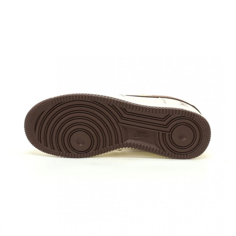 【AT12394】Louis Vuitton x Nike Air Force 1 コラボスニーカー | Louis Vuitton x Nike