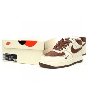 【AT12394】Louis Vuitton x Nike Air Force 1 コラボスニーカー | Louis Vuitton x Nike