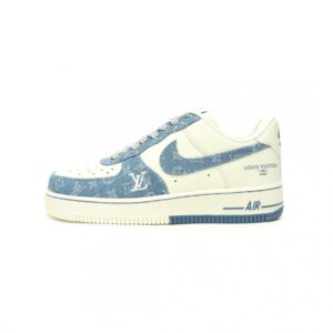 【AT12395】ルイ・ヴィトン x ナイキ　Air Force 1 コラボ スニーカー | LV x Nike