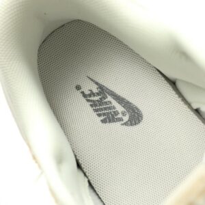 【AT12443】ルイ・ヴィトン x ナイキ SB ダンク ロー コラボ商品 - ラグジュアリーストリートファッションの豪華なエレガンス | Louis Vuitton x Nike
