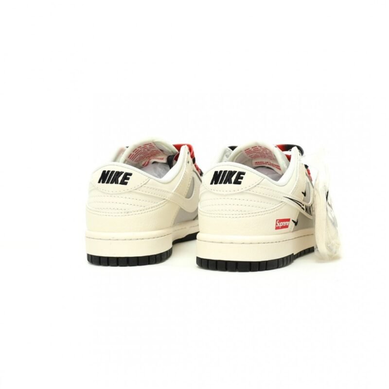 【AT12444】シュプリーム x ナイキSB ダンクロー スニーカー 復活🔥✨👟 | Nike Dunk