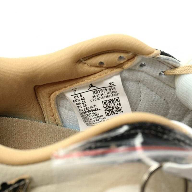 【AT12447】ナイキ×グッチコラボAir Jordan 1 Low スニーカー | Nike x Gucci