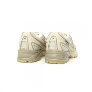 【AT12454】New Balance MR740シリーズ レトロランニングシューズ | New Balance