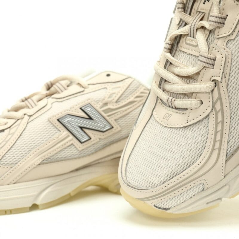 【AT12454】New Balance MR740シリーズ レトロランニングシューズ | New Balance