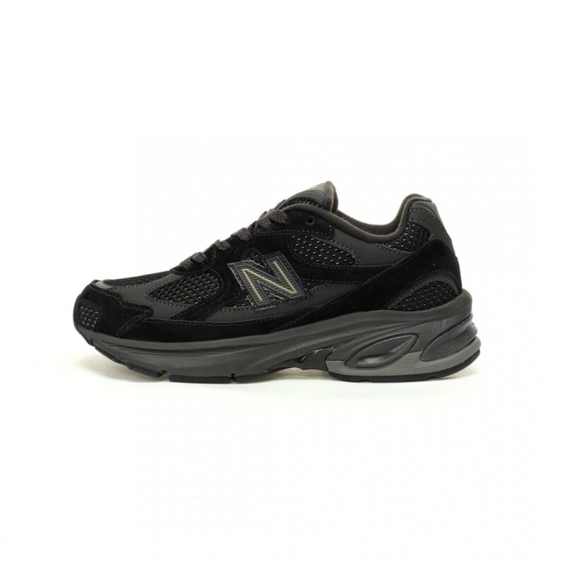 【AT12455】ニューバランスNew Balance M2010シリーズロープロファイルスニーカー - ブラックウォーリアーカラー | New Balance