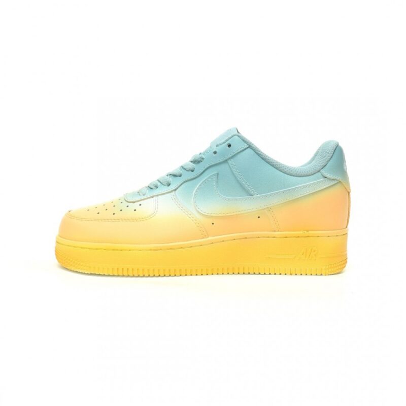 【AT12466】ナイキ Air Force 1'07 Low 青黄色 グラデーション クラシック スニーカー | Nike x Air Force 1