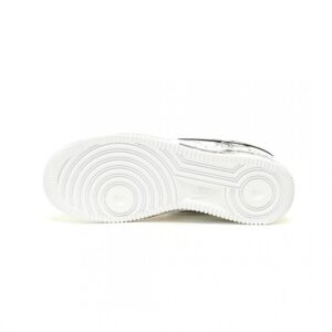 【AT12468】Nikeナイキ Air Force 1 07 Low スニーカー - ファッションと快適性が融合したストリートスタイル | Air Force 1
