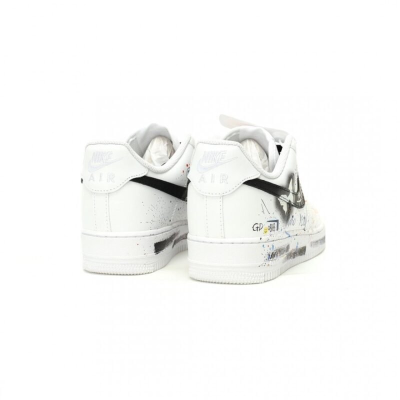 【AT12468】Nikeナイキ Air Force 1 07 Low スニーカー - ファッションと快適性が融合したストリートスタイル | Air Force 1