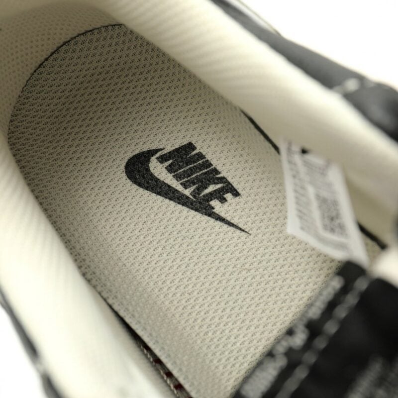 【AT12470】Louis Vuitton × ナイキ Air Force 1 コラボスニーカー - 高級レザー素材で贅沢に輝く | Louis Vuitton x Nike
