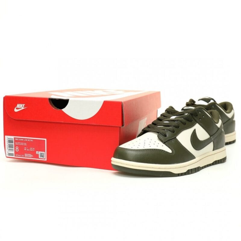 【AT12472】ナイキSB Dunk Low 'Cargo Khaki' - ストリートファッションとスケートボードカルチャーの融合 | Nike Dunk
