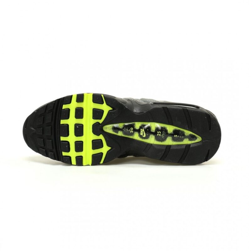 【AT12497】ナイキ Air Max 95 Essential 'Neon' スニーカー - ダークグレーと蛍光イエローの革新的デザイン | Nike Air Max
