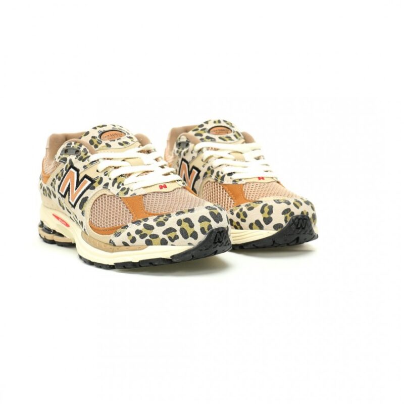 【AT12517】New Balance ニューバランス Cheetah Printチータープリントスニーカー 2002Rシリーズ | New Balance