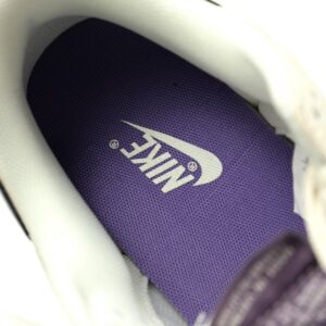 【AT12525】Nike SB Dunk Low x LABUBU コラボ ローカットカジュアルスケートボードシューズ | Dunk
