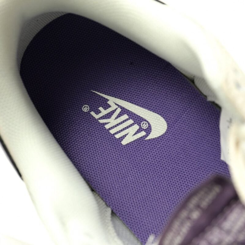 【AT12525】Nike SB Dunk Low x LABUBU コラボ ローカットカジュアルスケートボードシューズ | Dunk