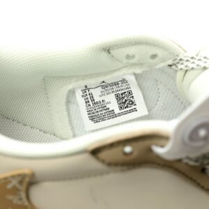 【AT12528】Nike エアジョーダン 1 ロー x The North Face x Travis Scott スニーカー | TNF x Nike