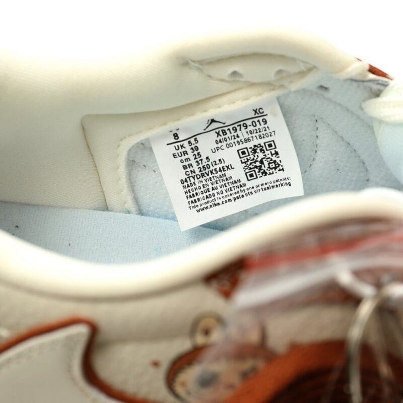 【AT12568】Nike エア ジョーダン1 ロー OG × LABUBU コラボモデル | Nike x Labubu