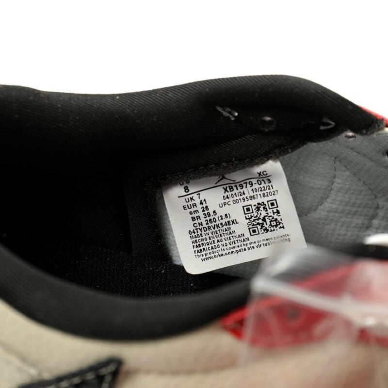 【AT12619】ナイキ×CDG×トラビススコット Air Jordan 1 Lowコラボスニーカー | Supreme Nike