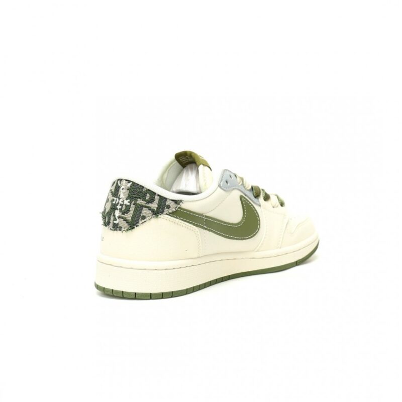 【AT12620】ディオール × トラヴィス・スコット × ナイキ エア ジョーダン 1 ロー コラボレーション スニーカー | Nike x Dior