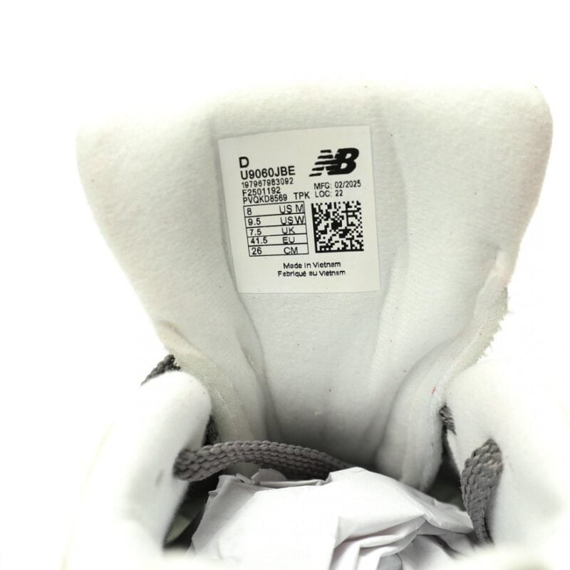 【AT12635】ニューバランス 9060 タンレッド レトロランニングシューズ | New Balance