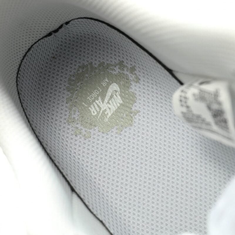 【AT12647】ナイキ Air Force 1 07 ローカットスニーカー - 革新的な芸術デザインと快適な履き心地 | Air Force 1