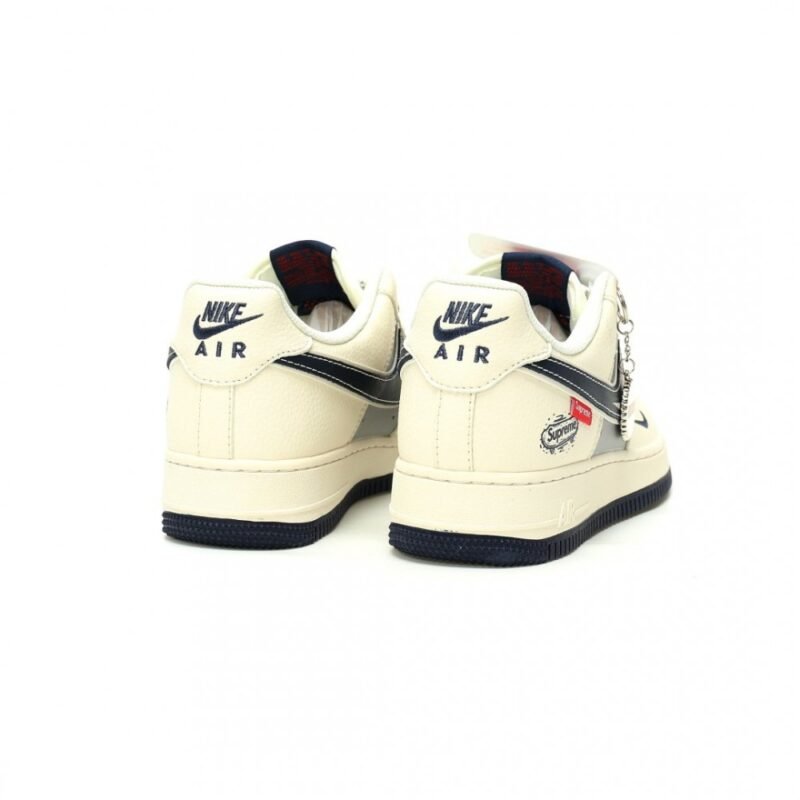 【AT12651】シュプリーム x ナイキ Air Force 1 コラボスニーカー | AF1