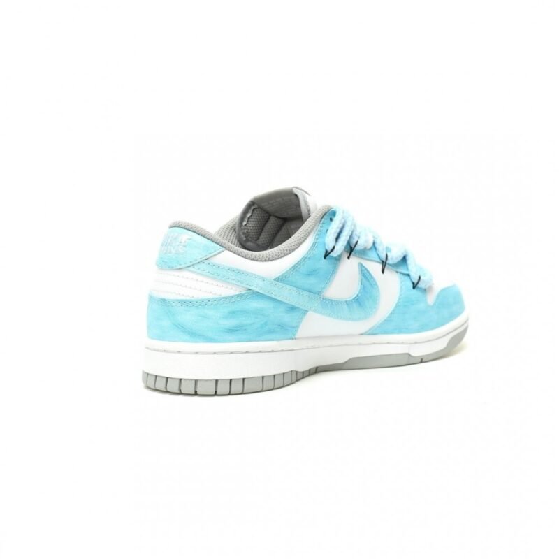 【AT12652】ナイキ×Off-White SB Dunk Low：前衛的な美学に融合させた限定コラボアート | Nike x Off-White