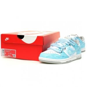 【AT12652】ナイキ×Off-White SB Dunk Low：前衛的な美学に融合させた限定コラボアート | Nike x Off-White